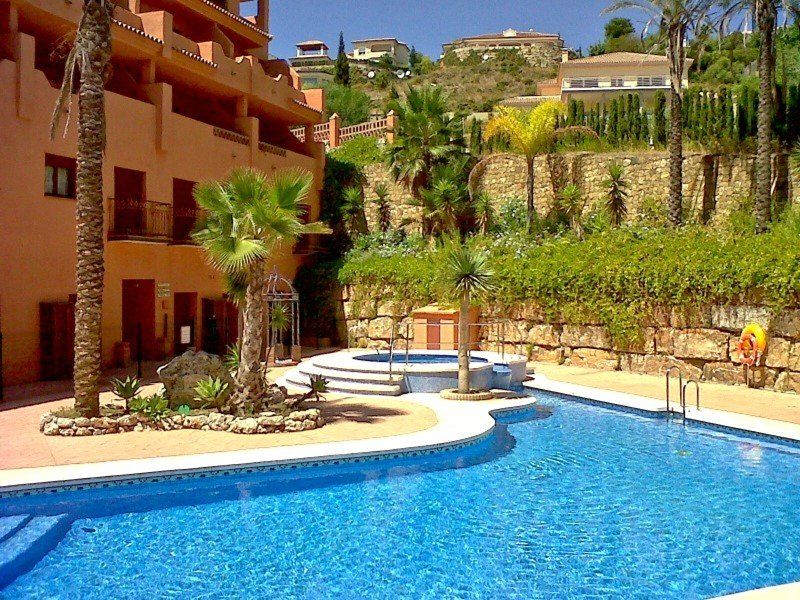 Royal Suites Marbella Benahavis Exterior photo
